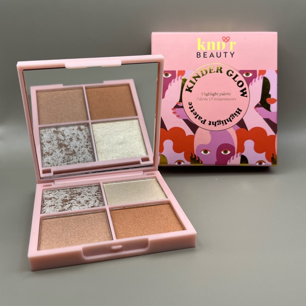 KNDR Beauty - Kinder Glow Highlight Palette